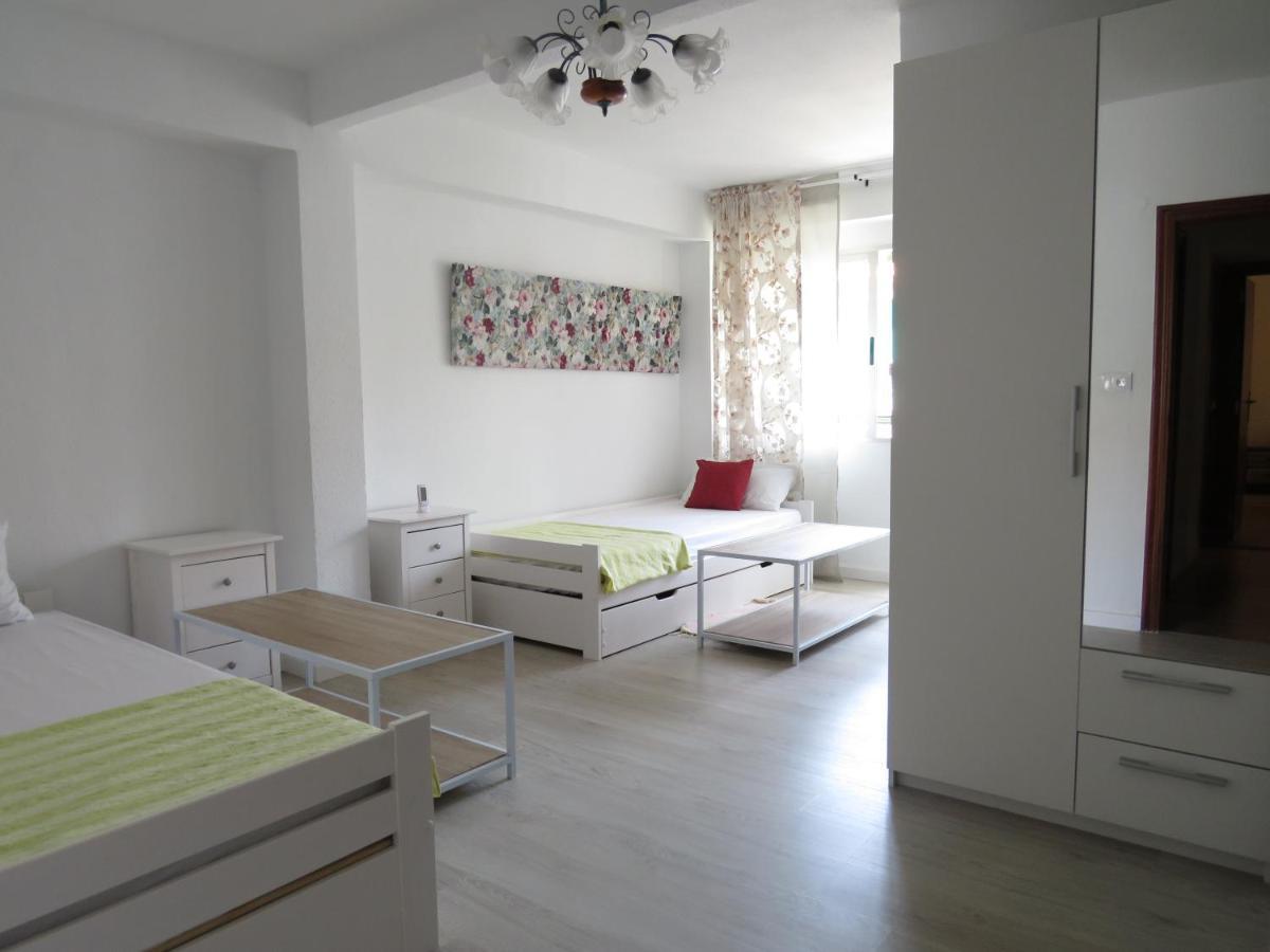 Domange I Apartment لقنت المظهر الخارجي الصورة
